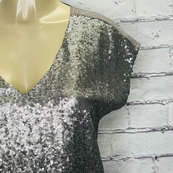 Stella & Dot Womens Silver Sequin Embellished Blouse Top Size XS - Picture 3 of 9